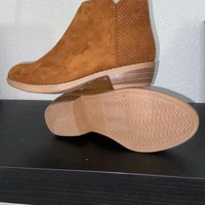 Cat & Jack | Debbie Fashion Booties  | Girls 13